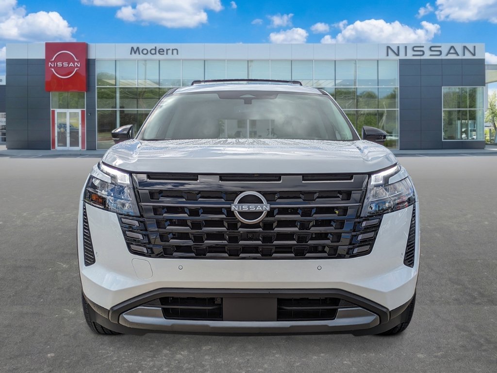 New 2026 Nissan Pathfinder Platinum w/ Cargo Package FWD image 8