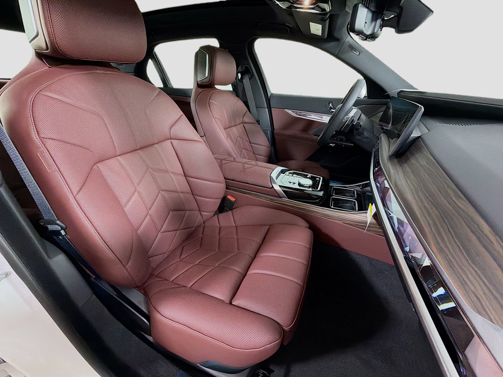 New 2026 BMW 740i xDrive AWD/4WD image 31