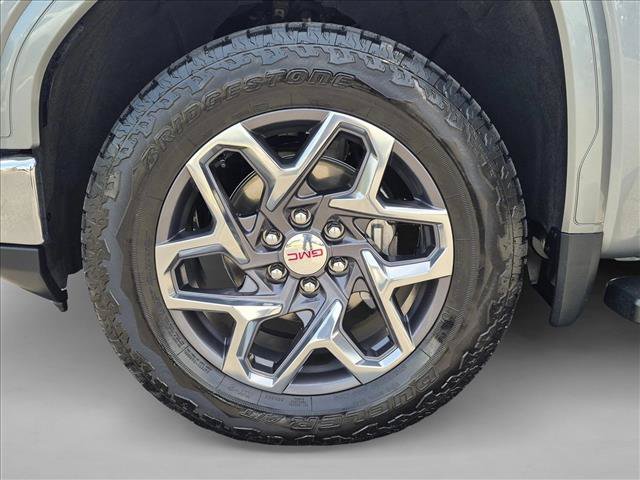Used 2026 GMC Sierra 1500 SLT w/ SLT Premium Plus Package AWD/4WD image 29