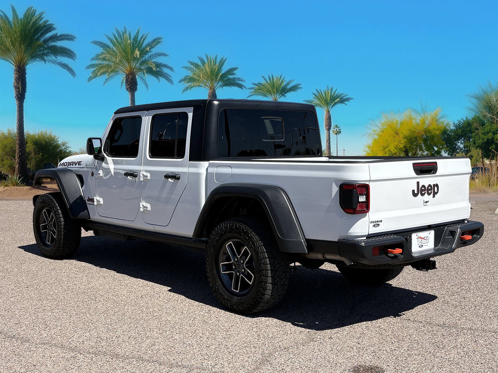Used 2026 Jeep Gladiator Mojave AWD/4WD image 3