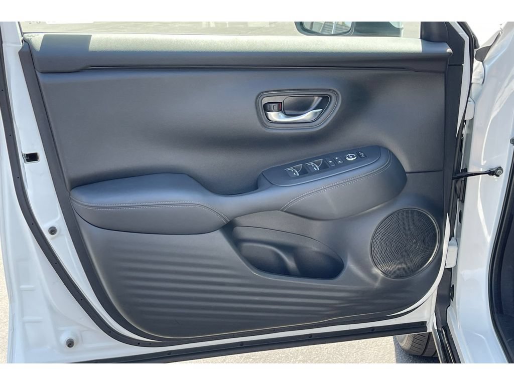Certified 2025 Honda HR-V EX-L image 11
