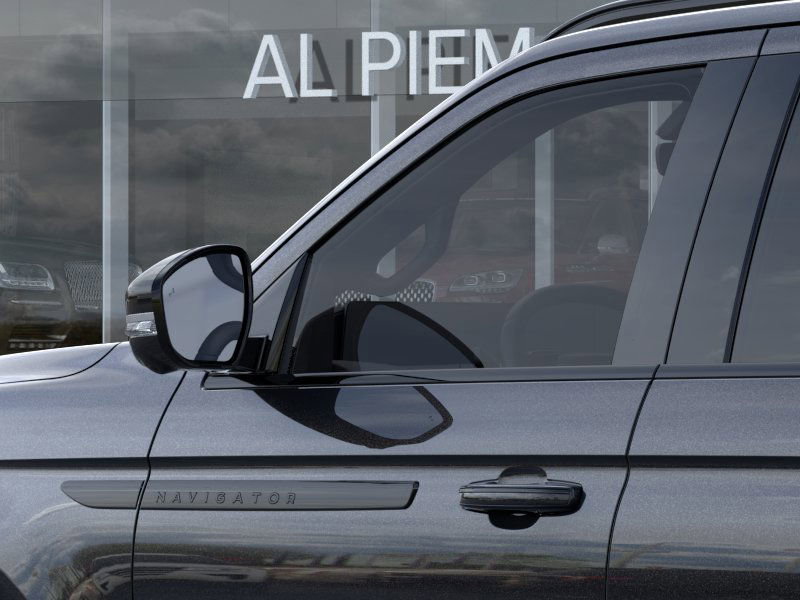 New 2025 Lincoln Navigator Reserve w/ Jet Appearance Package image 20