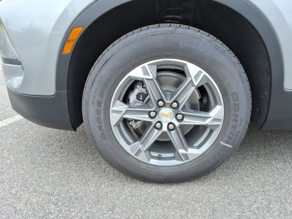 New 2026 Chevrolet Blazer LT FWD image 10