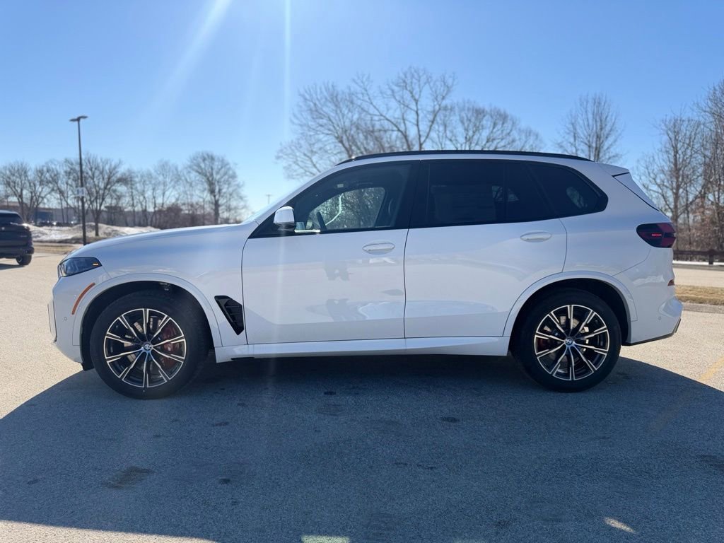 New 2026 BMW X5 xDrive40i w/ M Sport Package image 3