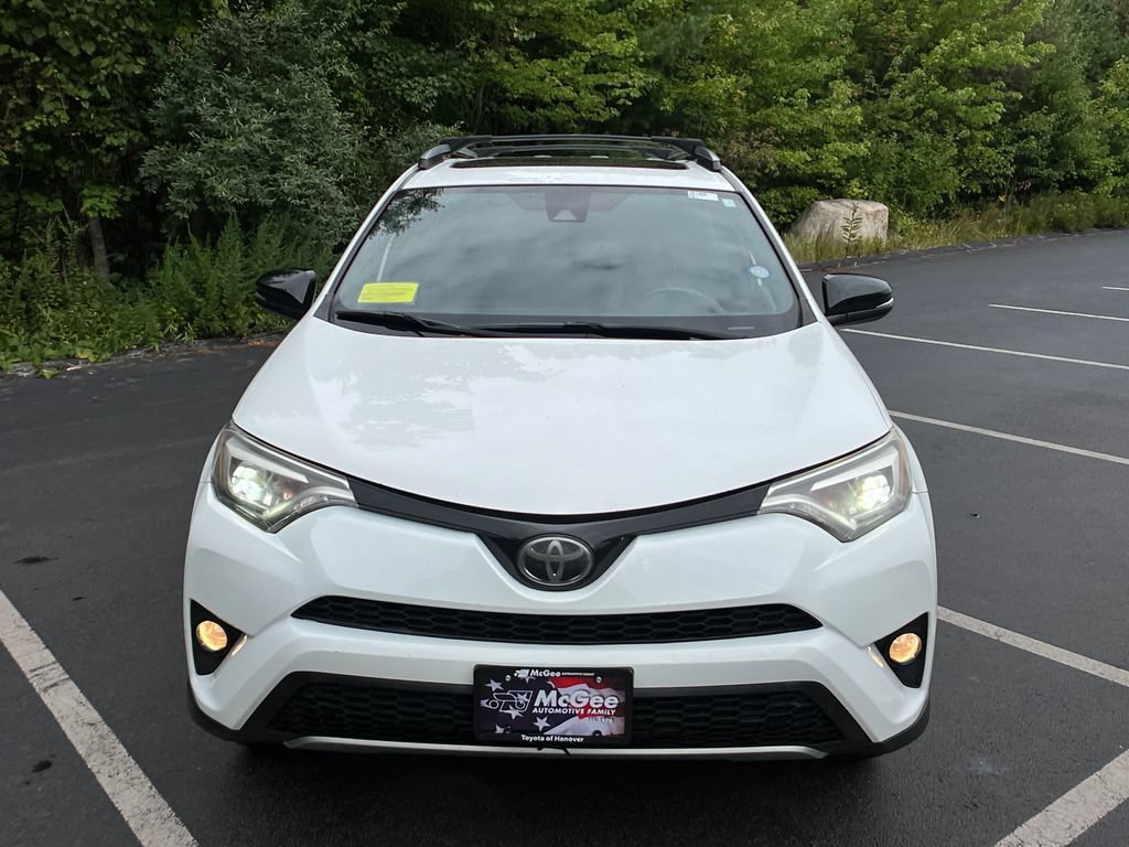 Used 2018 Toyota RAV4 SE w/ Power Extra Value Package AWD/4WD image 7