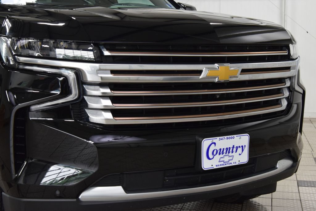 Used 2024 Chevrolet Tahoe High Country w/ Premium Package AWD/4WD image 13
