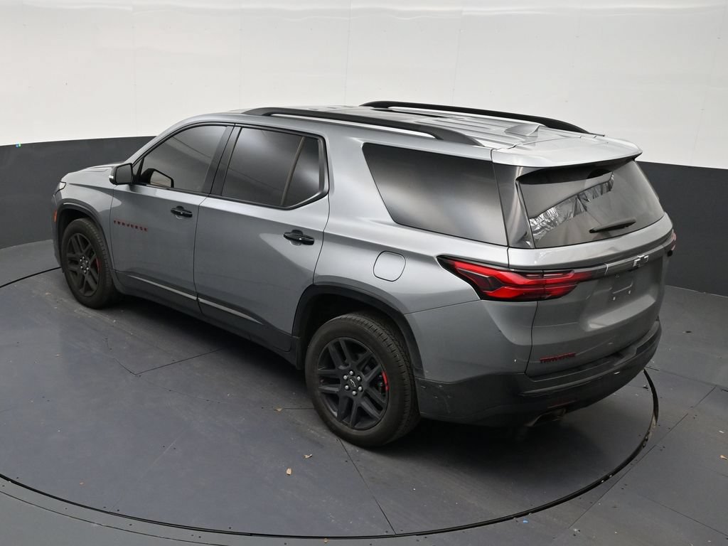 Used 2023 Chevrolet Traverse Premier w/ Redline Edition FWD image 13