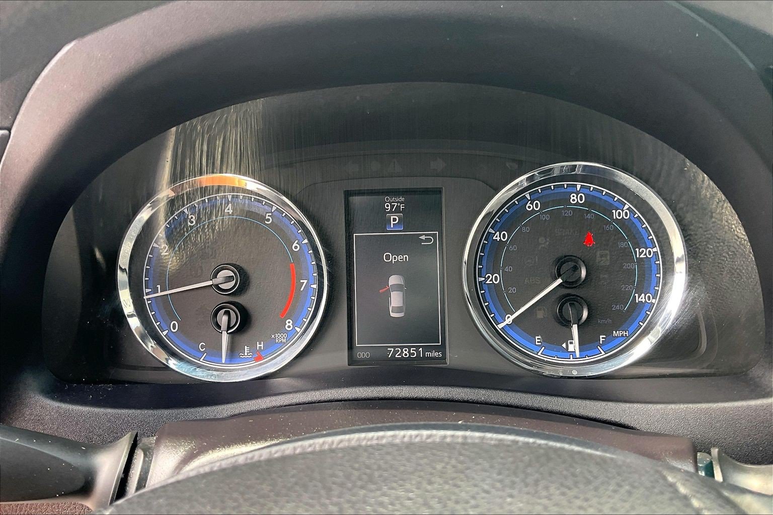Used 2017 Toyota Corolla XLE FWD image 25