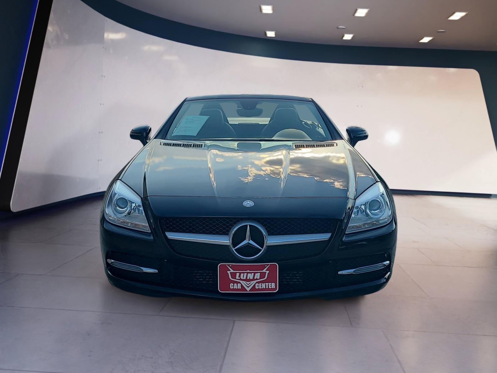 Used 2013 Mercedes-Benz SLK 250 image 8