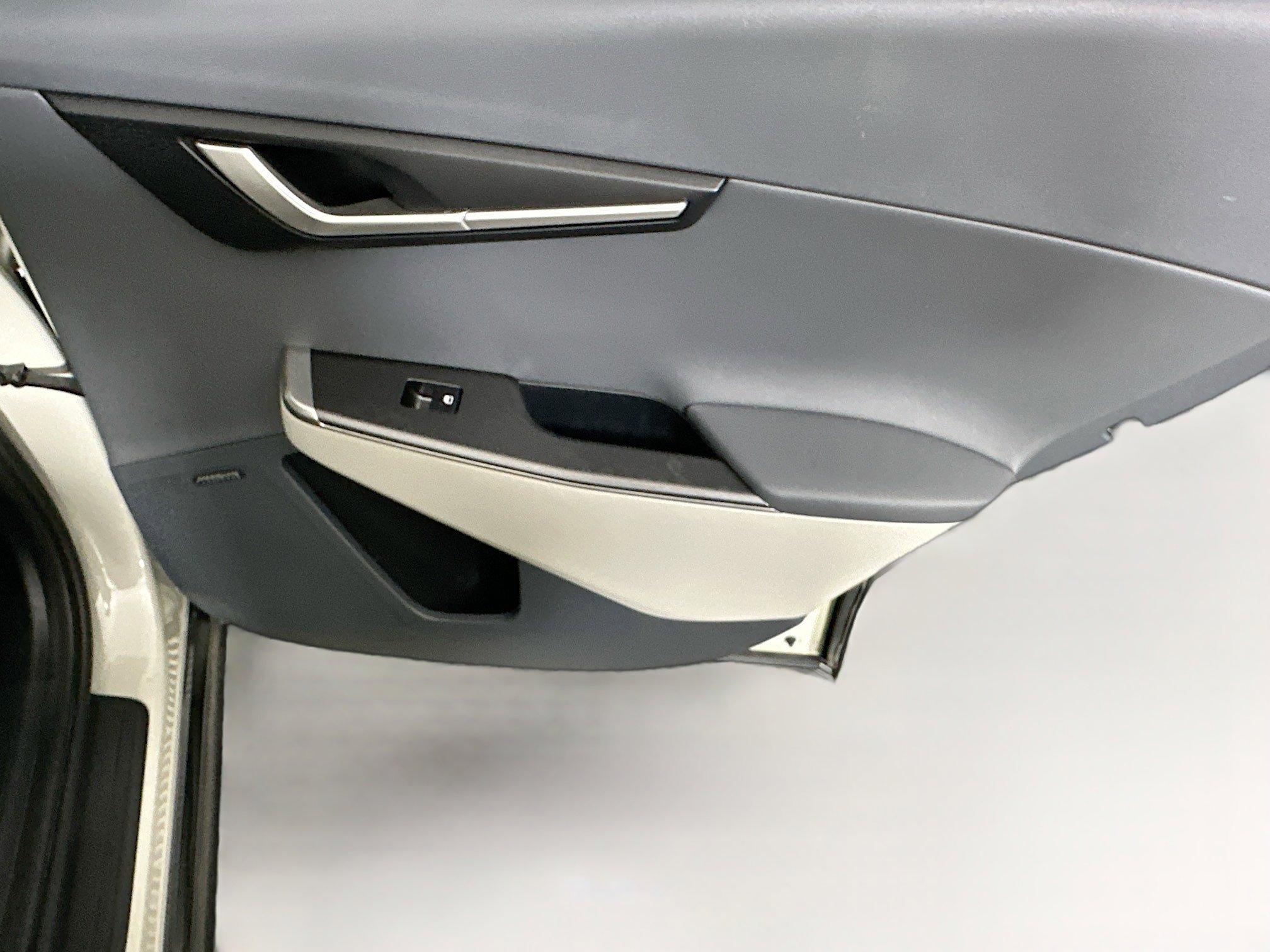 Used 2023 Kia EV6 Wind image 29