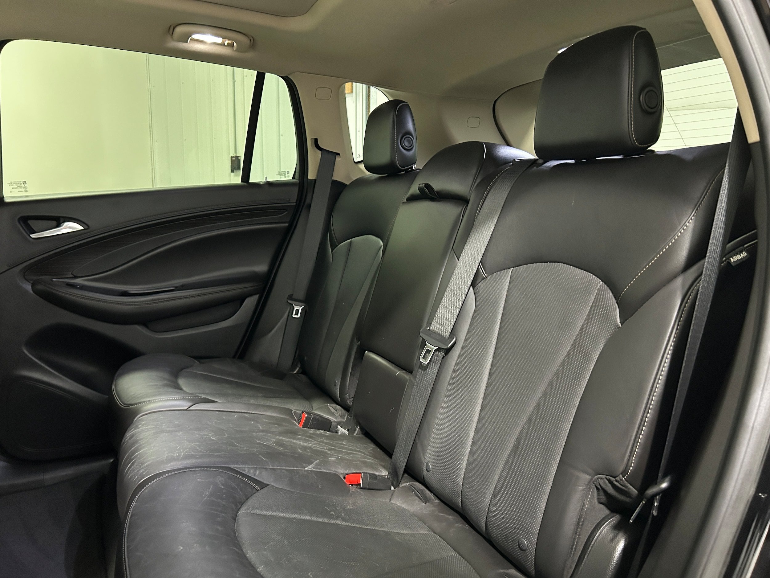 Used 2016 Buick Envision Premium AWD/4WD image 30