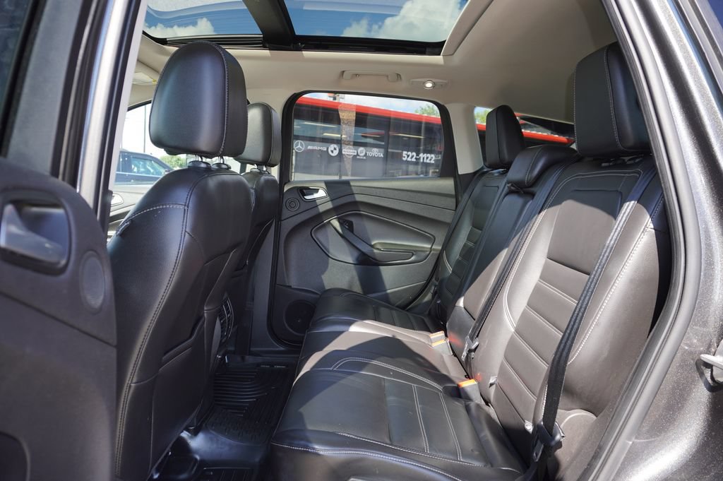 Used 2017 Ford Escape Titanium AWD/4WD image 24