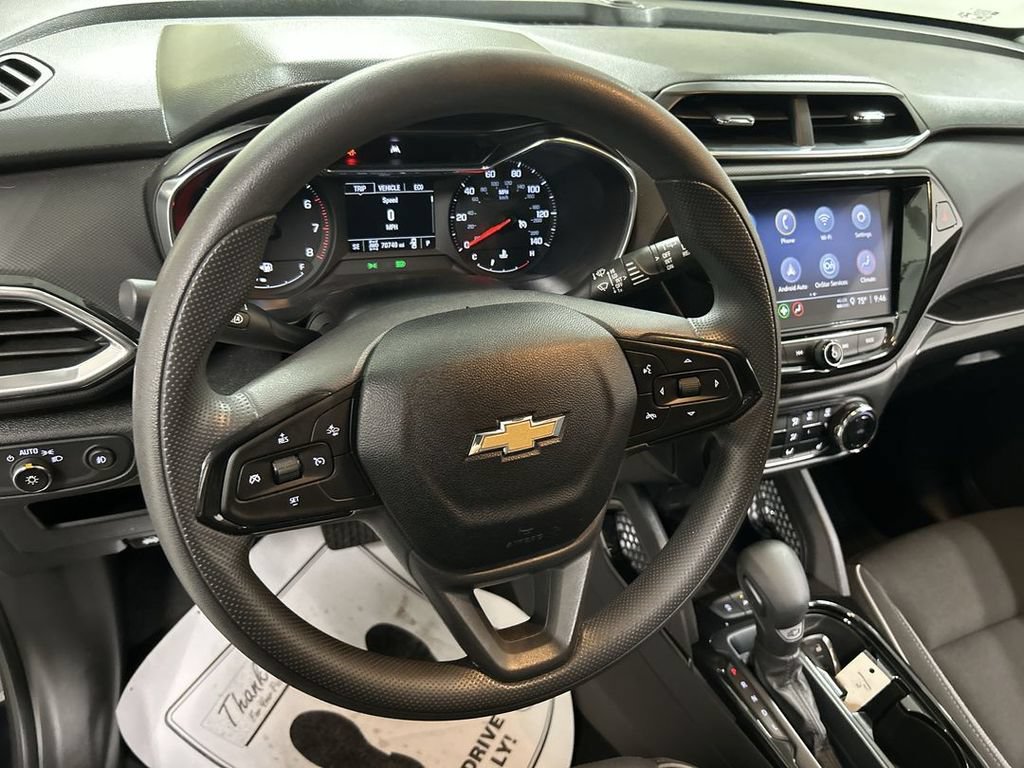 Used 2021 Chevrolet TrailBlazer LT w/ Sun and Liftgate Package AWD/4WD image 4