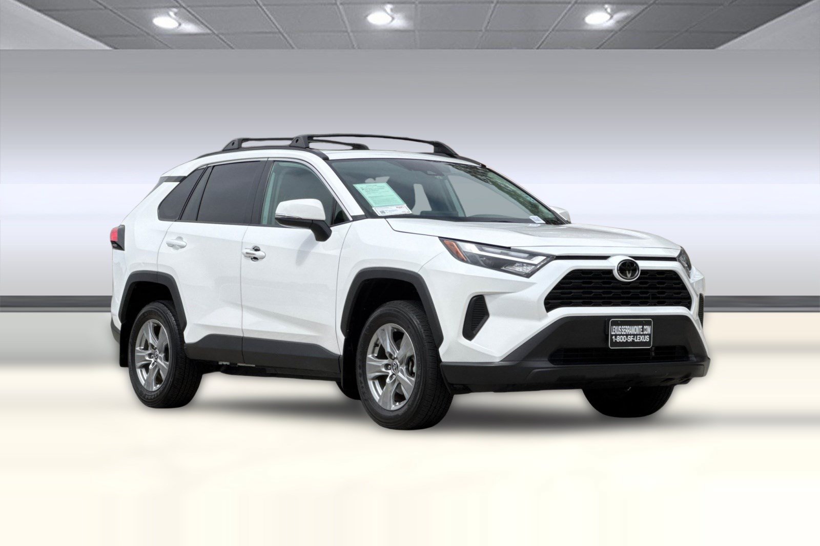 Used 2024 Toyota RAV4 XLE w/ Convenience Package FWD image 6