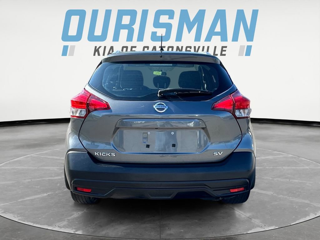 Used 2018 Nissan Kicks SV image 5