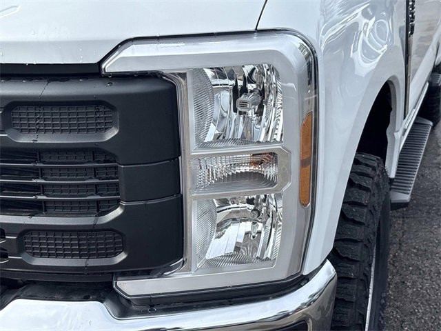 New 2026 Ford F250 XL w/ XL Off-Road Package image 12