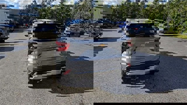 New 2025 Chevrolet Trax LT w/ Driver Confidence Package image 7