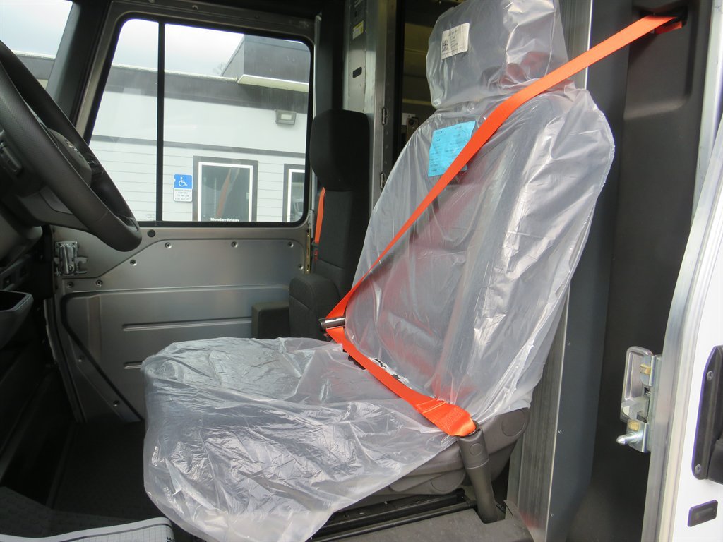 Used 2025 Chevrolet Brightdrop 400 FWD image 4
