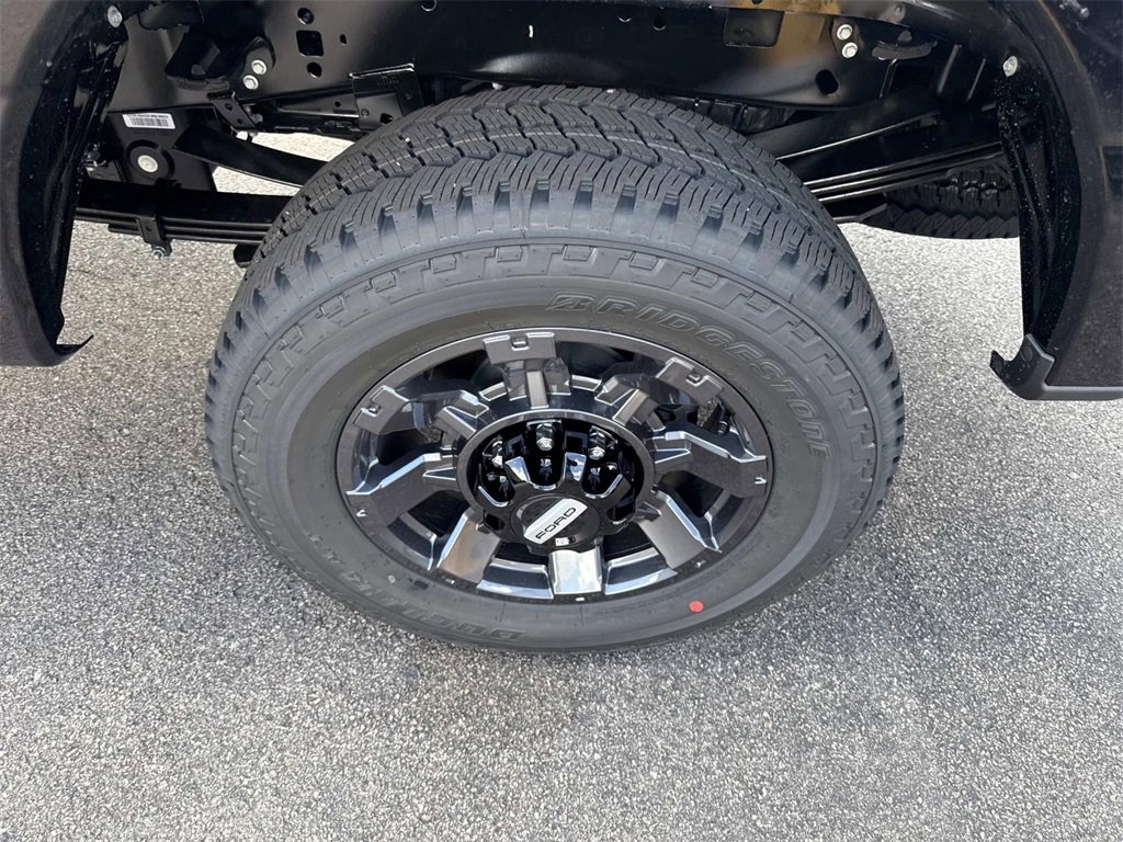 New 2026 Ford F350 4x4 Crew Cab Super Duty image 5