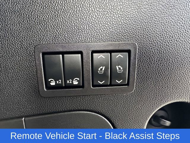 Used 2019 Chevrolet Tahoe LT w/ Luxury Package AWD/4WD image 22