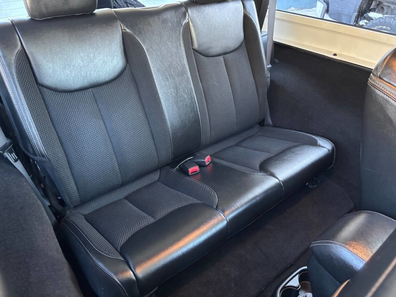 Used 2017 Jeep Wrangler Sahara image 20