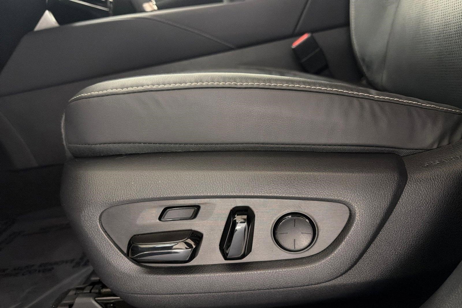 Used 2023 Lexus RX 350 FWD w/ Cold Area Package image 14