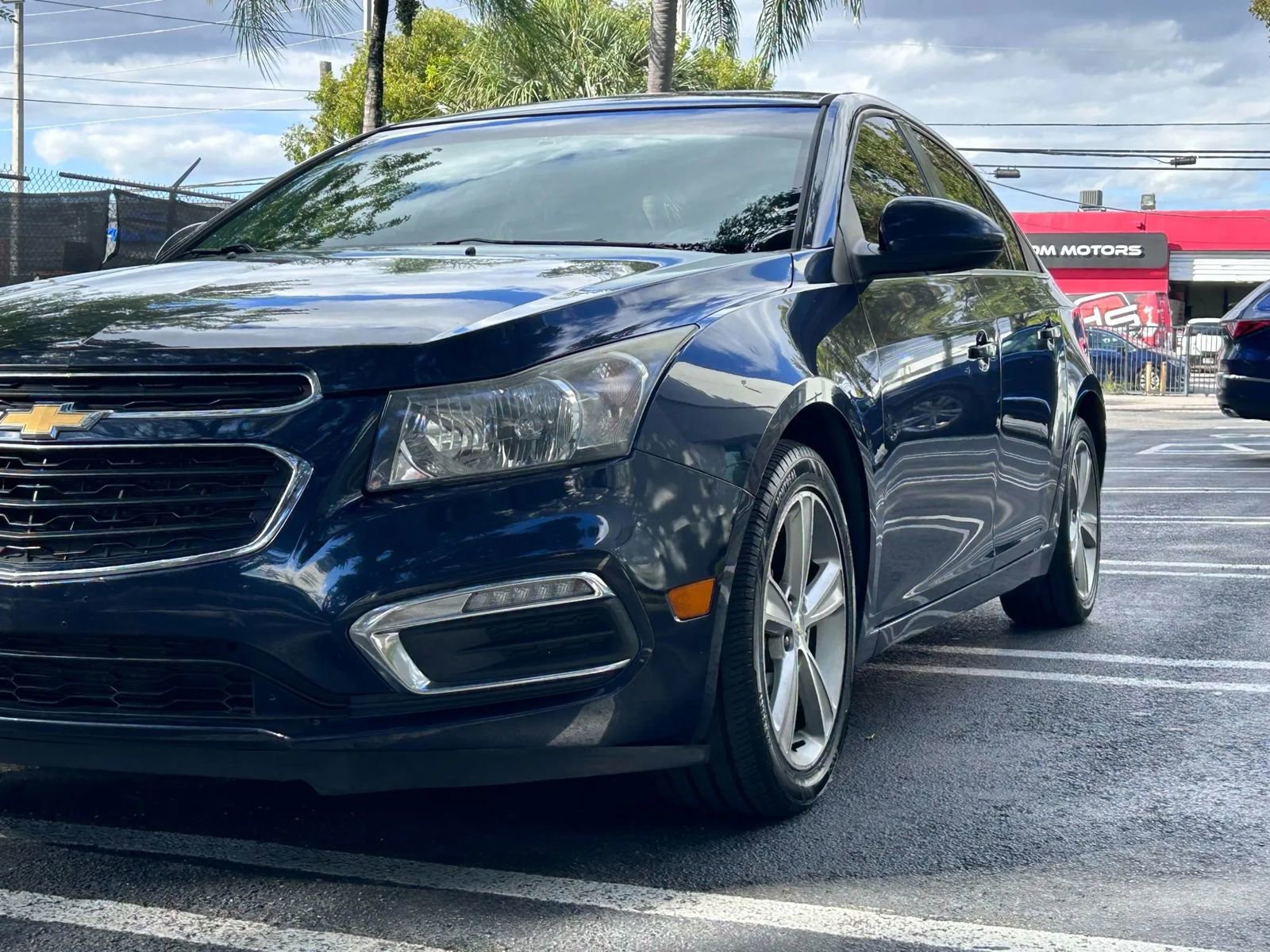 Used 2016 Chevrolet Cruze LT image 10