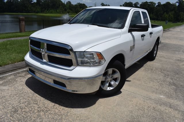 Used 2019 RAM 1500 Classic Tradesman RWD image 2