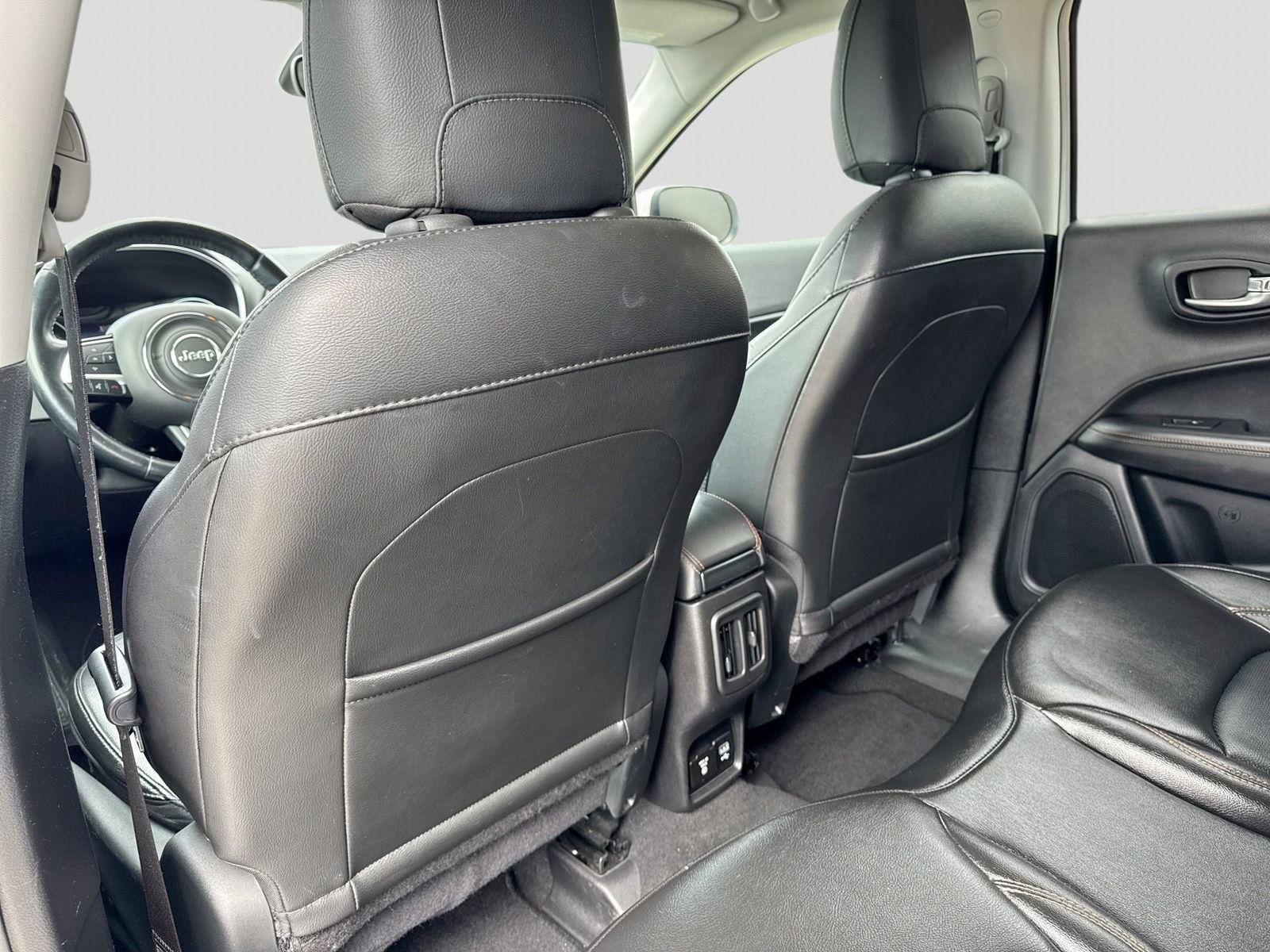 Used 2020 Jeep Compass Limited AWD/4WD image 19