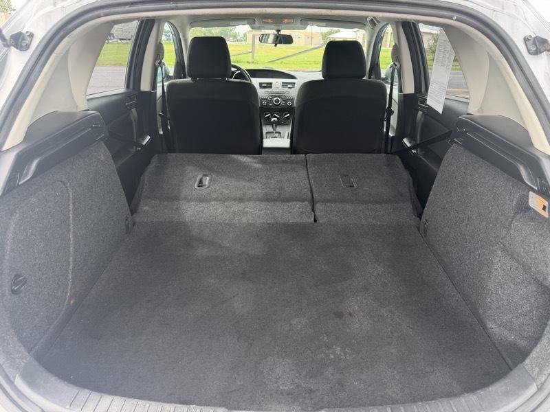 Used 2012 MAZDA MAZDA3 i Touring FWD image 22