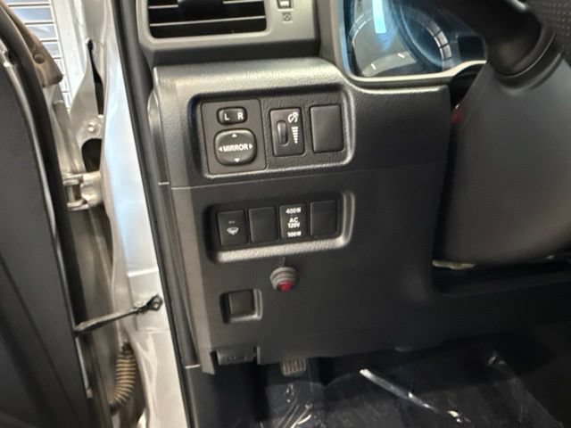 Used 2019 Toyota 4Runner TRD Off-Road Premium AWD/4WD image 11
