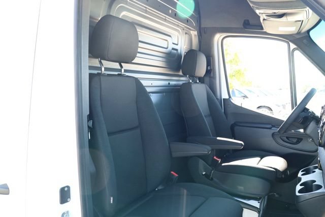 New 2026 Mercedes-Benz Sprinter 2500 image 16