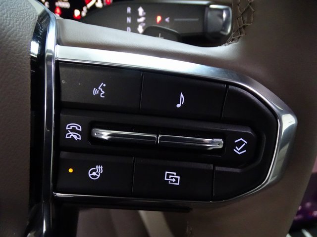 Certified 2025 GMC Yukon Denali w/ Denali Reserve Package image 8