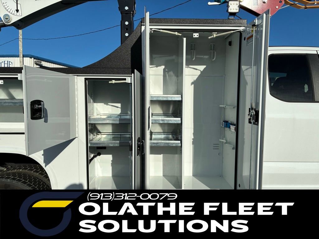 New 2026 Ford F550 4x4 Supercab Super Duty image 16