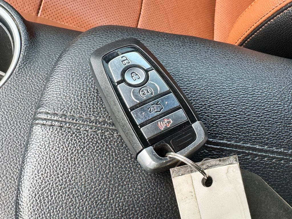 Used 2018 Ford Mustang GT Premium RWD image 34