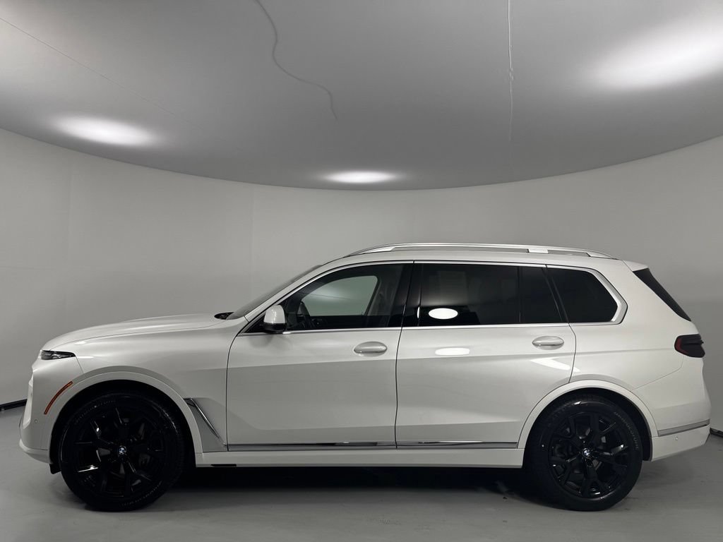 Certified 2023 BMW X7 xDrive40i w/ Executive Package AWD/4WD image 5