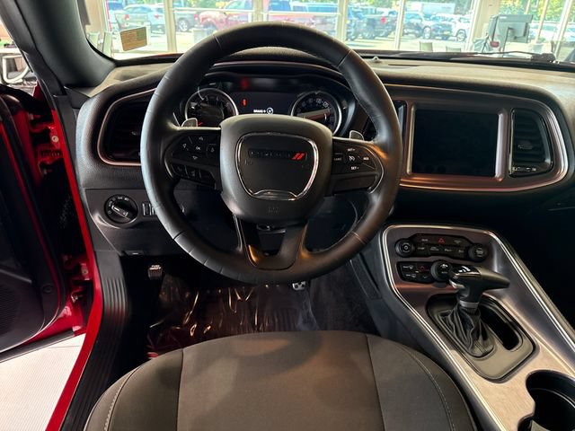 Used 2017 Dodge Challenger R/T Scat Pack RWD image 17