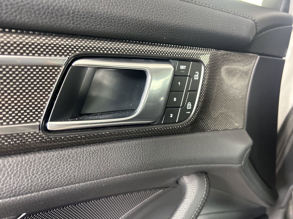 Certified 2023 Porsche Panamera 4 Platinum Edition image 21