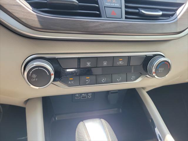 Used 2024 Nissan Altima 2.5 SV FWD image 28