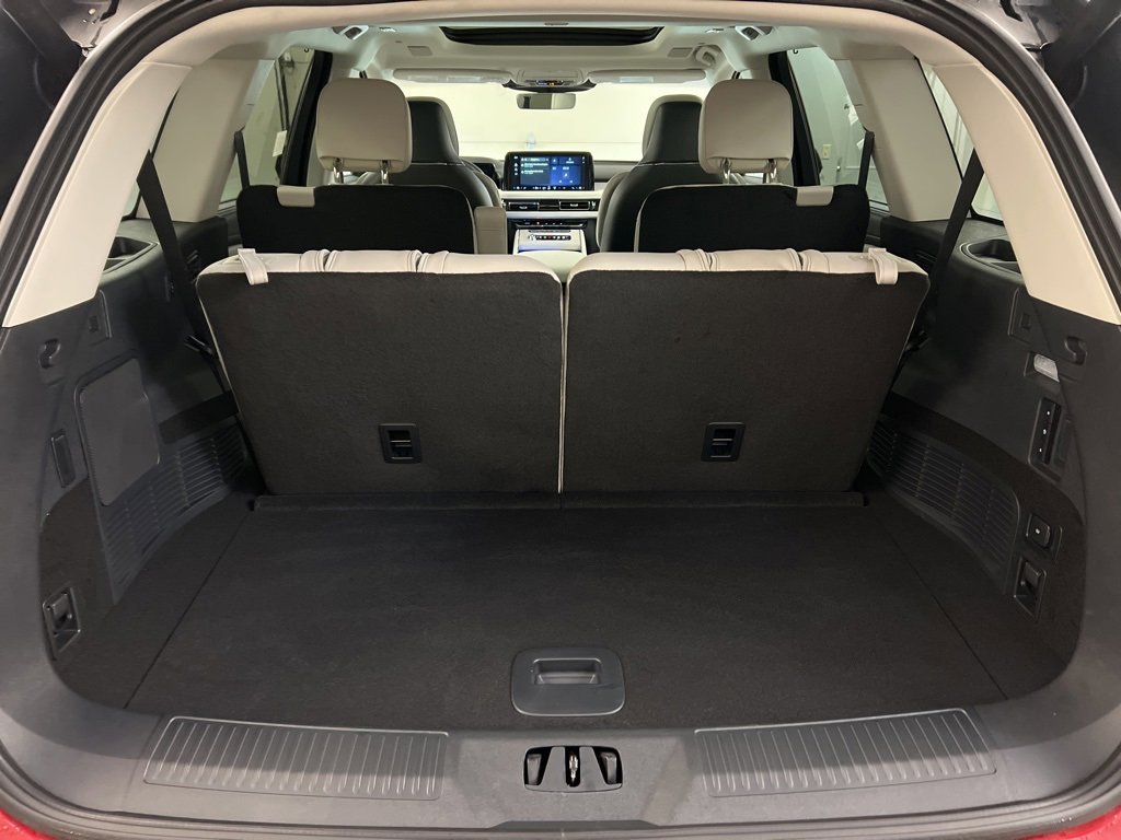 Used 2025 Lincoln Aviator Reserve w/ Equipment Group 201A image 35