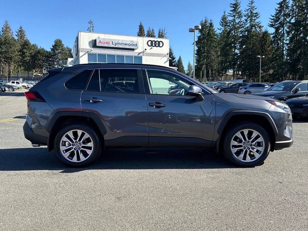 Used 2024 Toyota RAV4 XLE Premium image 8