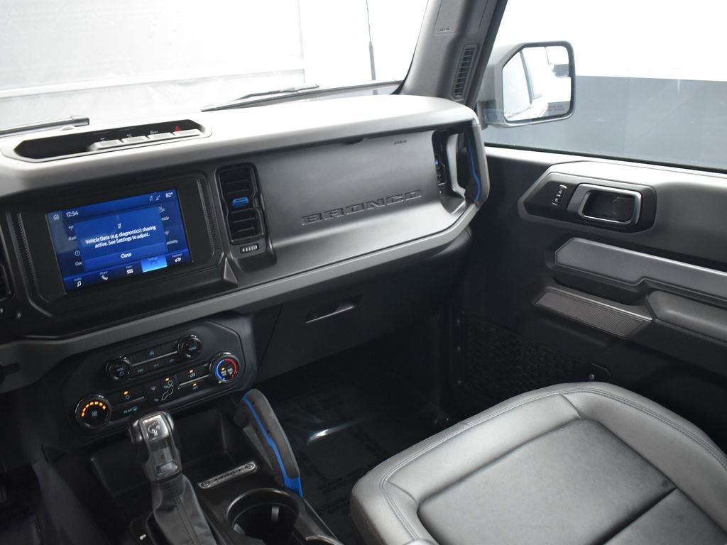Used 2022 Ford Bronco Black Diamond image 10
