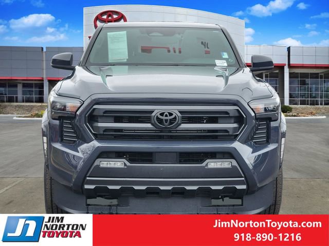 Used 2024 Toyota Tacoma SR5 image 2