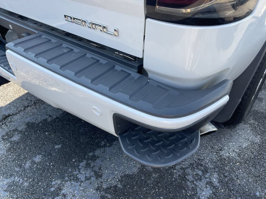 Used 2016 GMC Sierra 1500 Denali AWD/4WD image 8