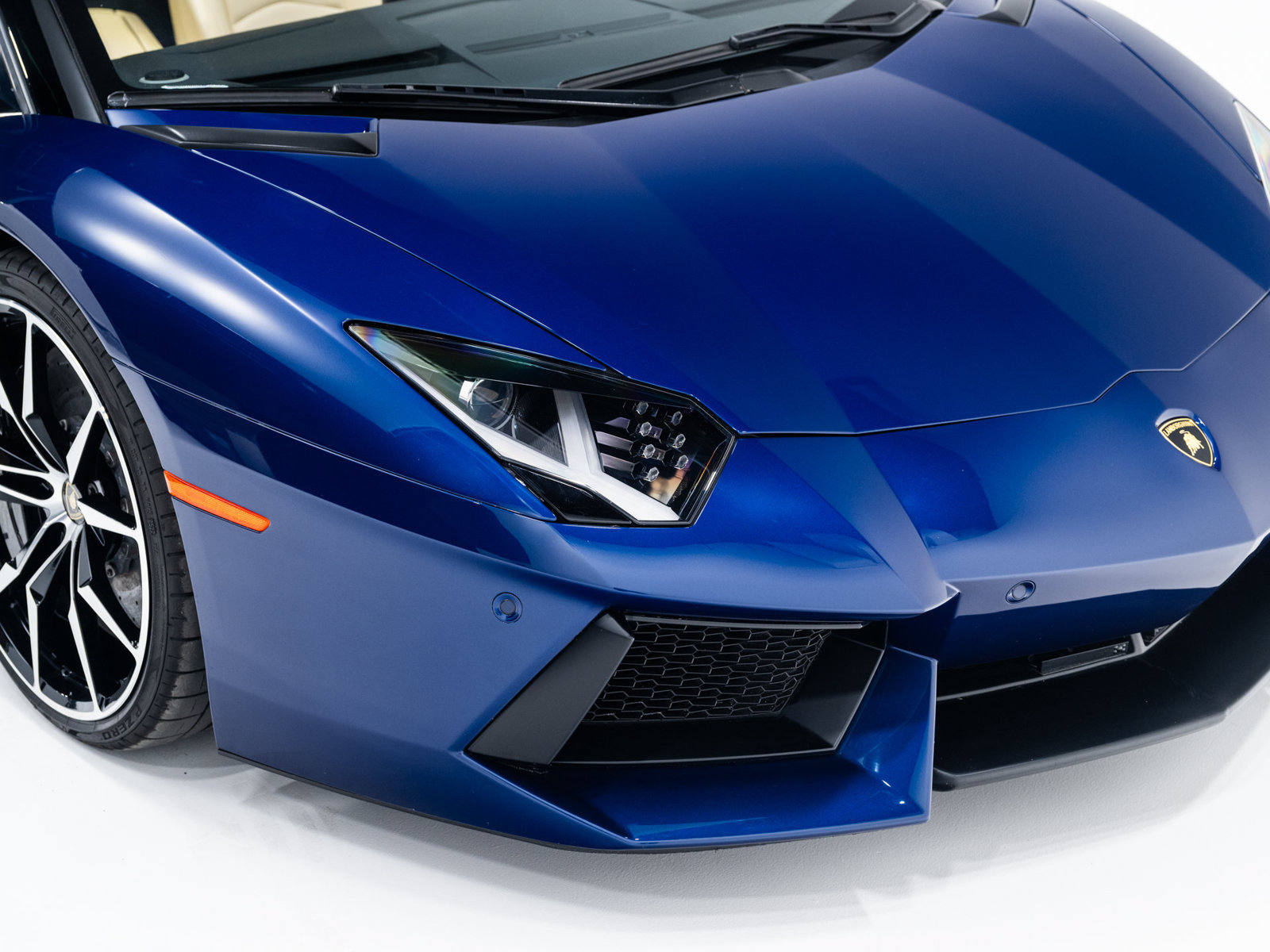 Used 2013 Lamborghini Aventador LP 700-4 AWD/4WD image 17