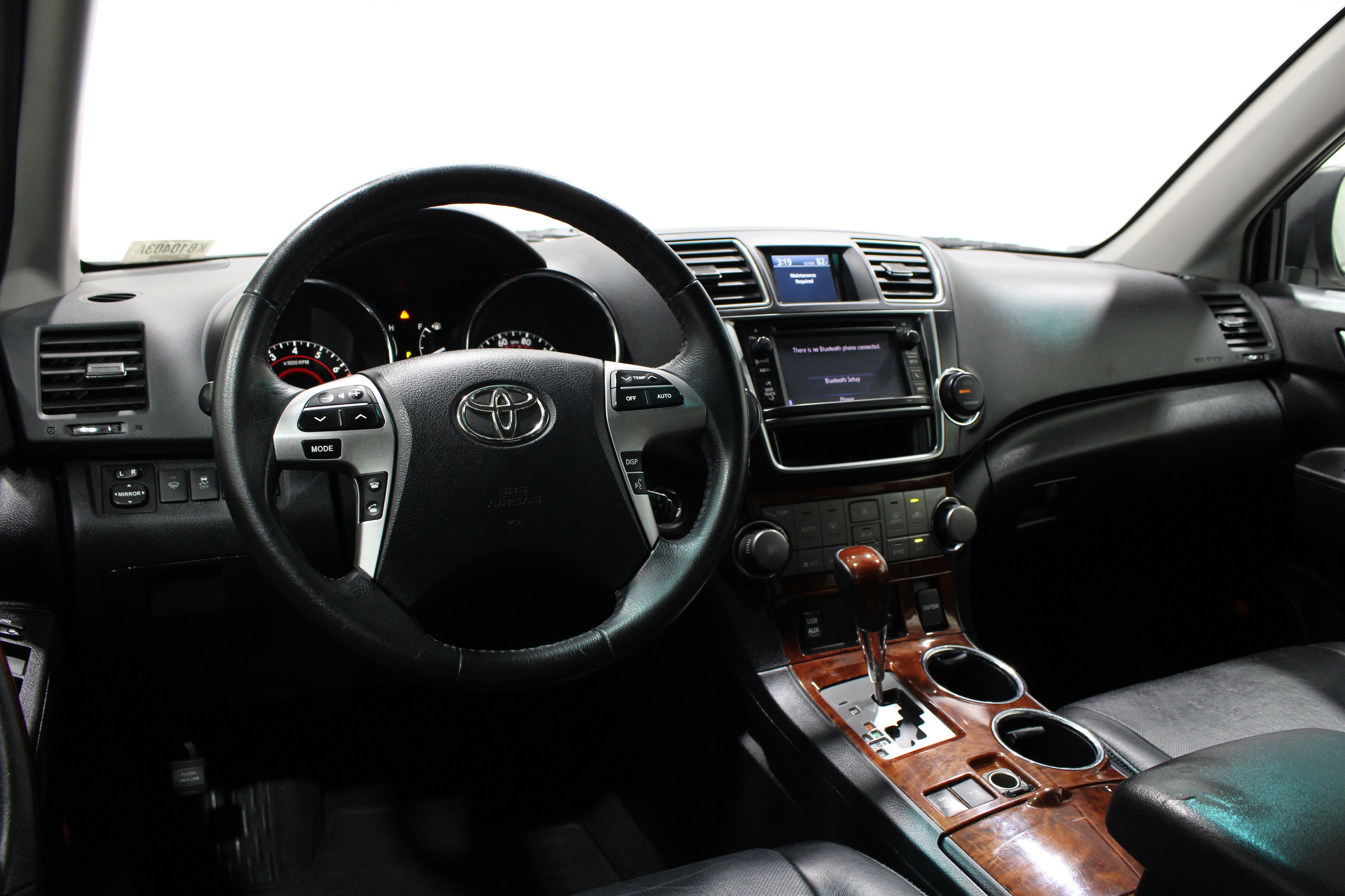 Used 2013 Toyota Highlander Limited AWD/4WD image 2