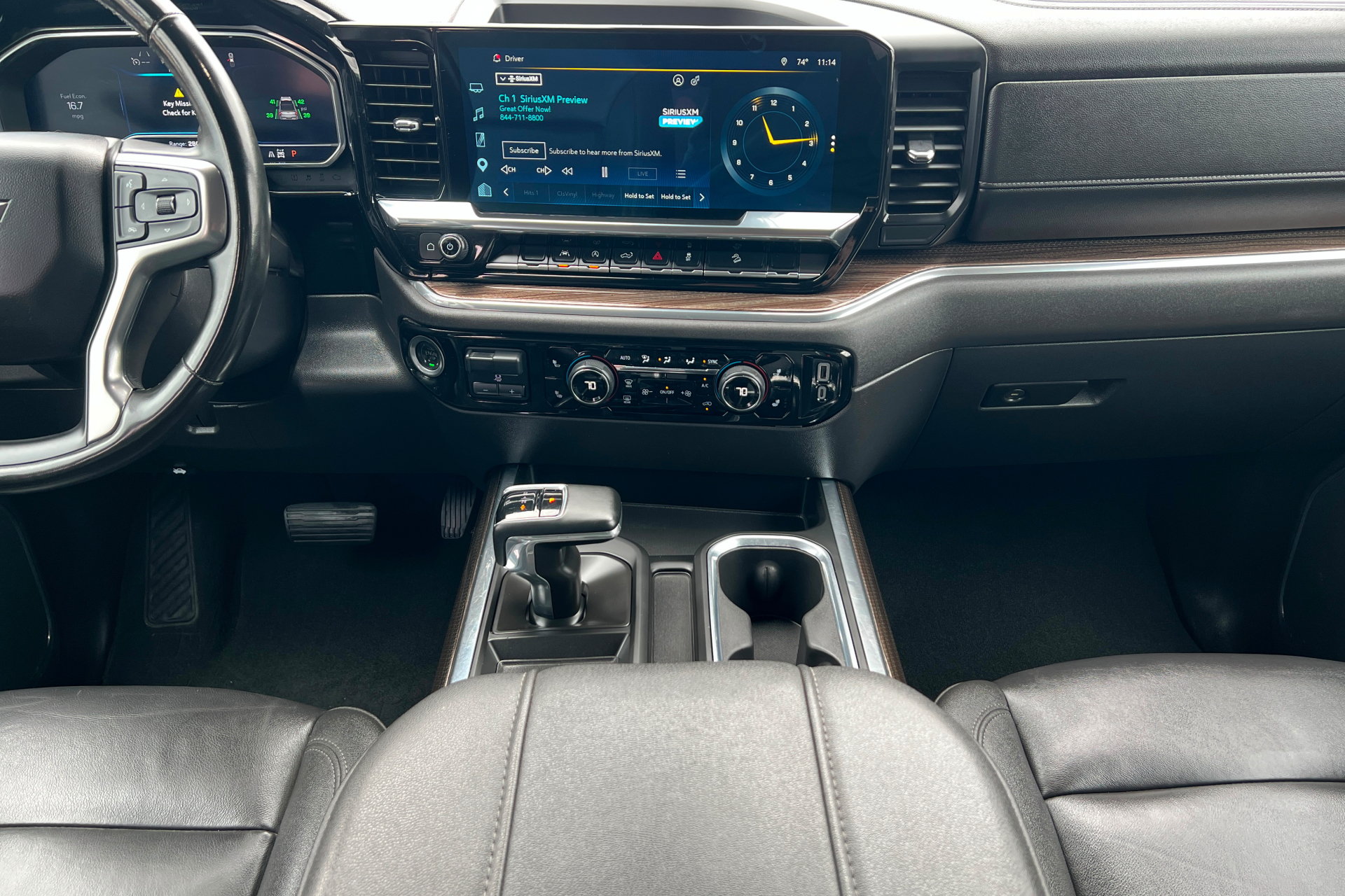 Used 2024 Chevrolet Silverado 1500 LT Trail Boss w/ Convenience Package II AWD/4WD image 14