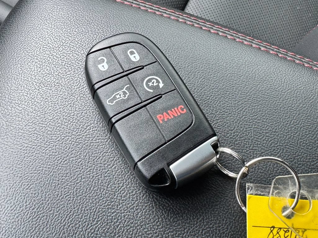 Used 2024 Dodge Durango R/T AWD/4WD image 37