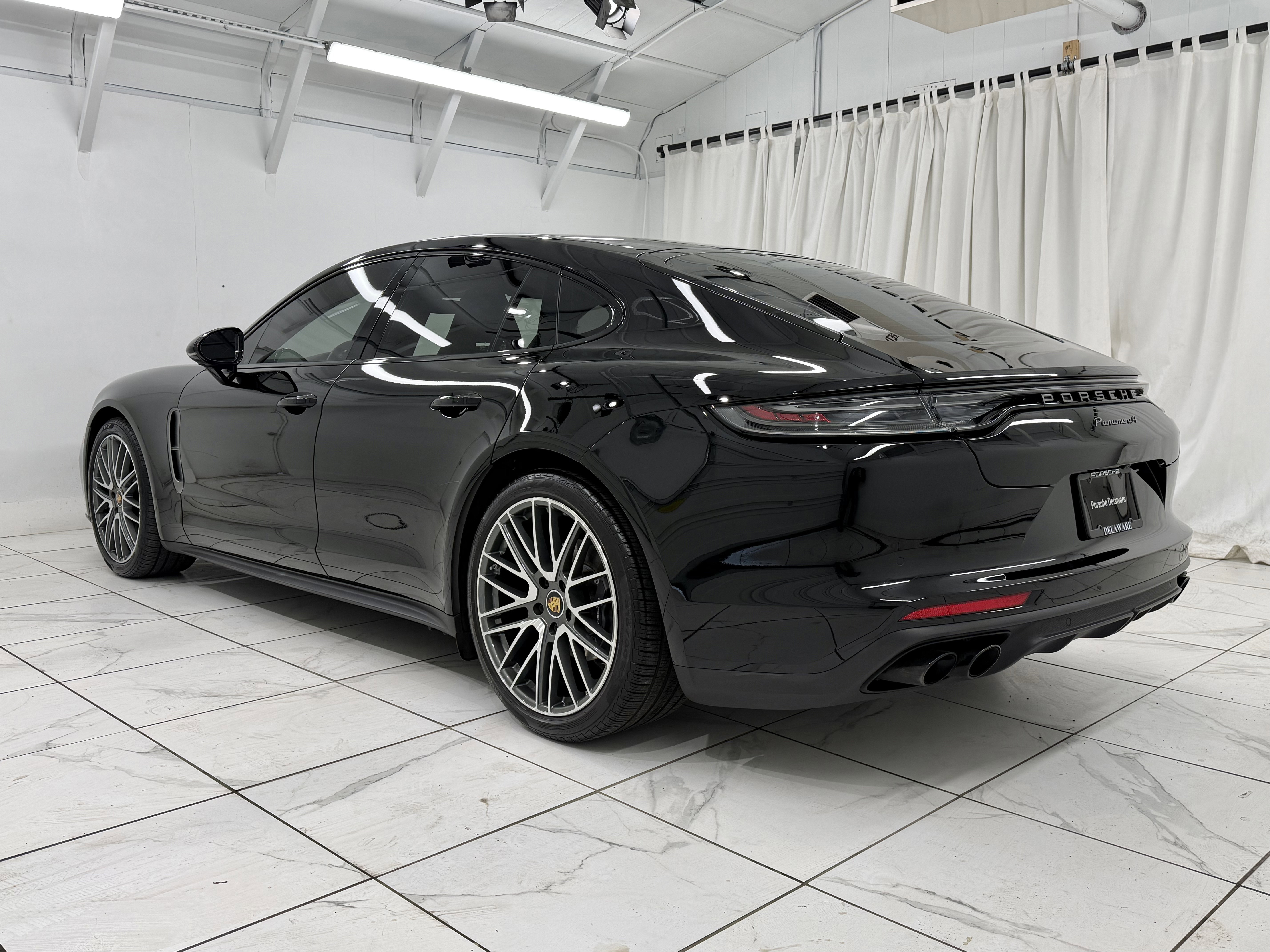 Certified 2022 Porsche Panamera 4 Platinum Edition image 13