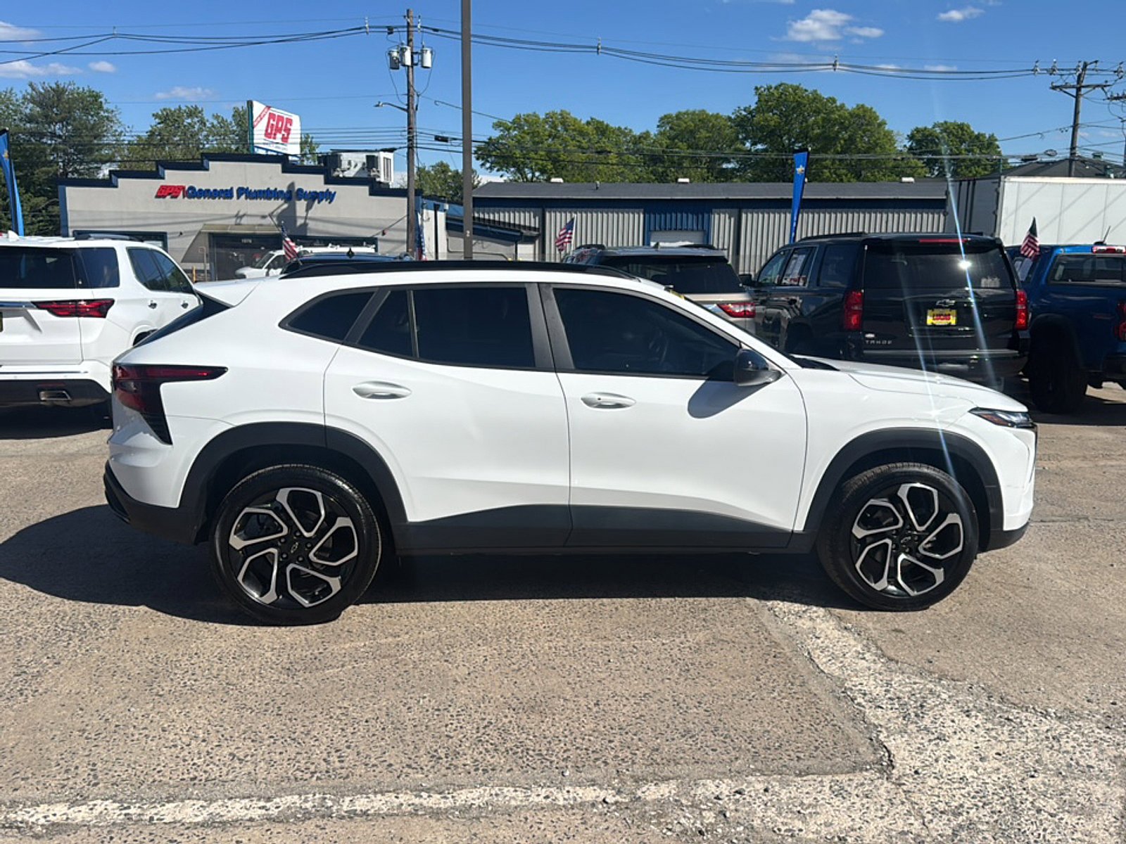 Used 2025 Chevrolet Trax RS w/ Driver Confidence Package FWD image 9